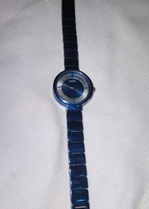 Stylish Blue Damen Watch