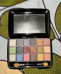Eye Shadow Palette 🎨All Pastel Colours