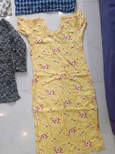 Set of 4 (Combo) Indian Short kurtis