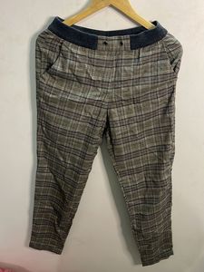 Plaid Cropped Pants