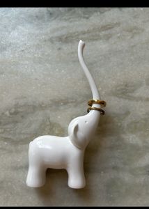 Ceramic Finger Ring Stand