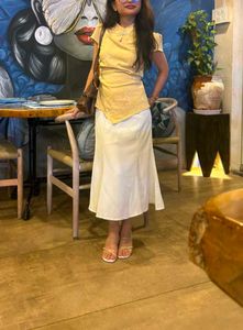 Sale ❗❗❗Elegant Cream mermaid Skirt