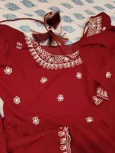 Floral embroidered high slit kurta with Plazzo