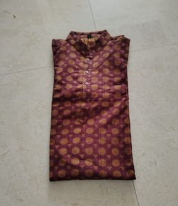 Stylish Maroon & Gold Kurta size L