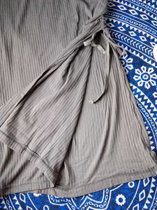 🩶 Maxi skirt from HnM + the gray sweater combo
