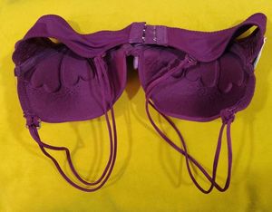1003 -- 3 hook Push-Up padded Bra