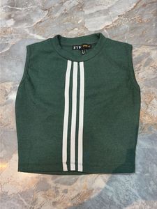 Green Sleeveless Cropped Top