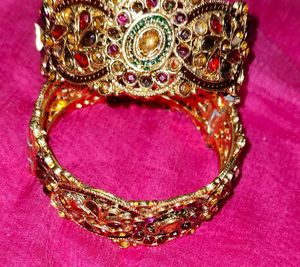 Golden Bangle Bracelet
