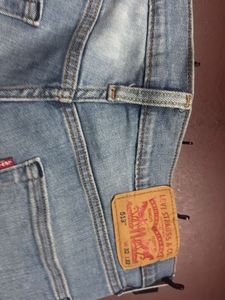 Levi's Light Wash Denim Jeans