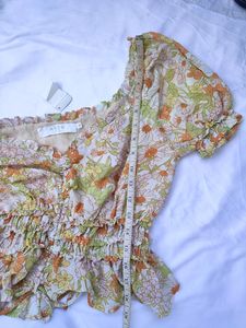 ASTR the Label Jayala Floral Puff Sleeve Top