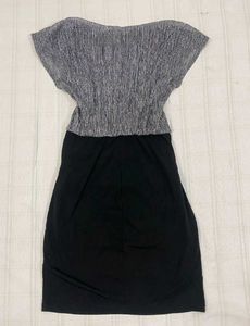 Chic Grey &amp; Black Tiered Mini Dress