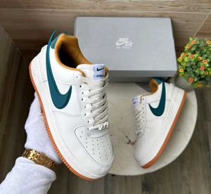 Nike Air Force 1 Sneakers