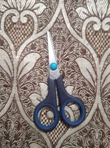 SCISSOR BLUE COLOUR