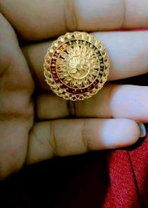 Elegant Gold Statement Ring