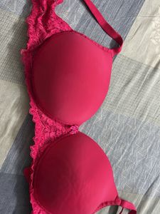 Lace Trimmed Pink Push-Up Bra