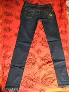 women's dark blue jeans