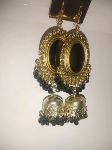 Earings Weightless Stylish Earing
