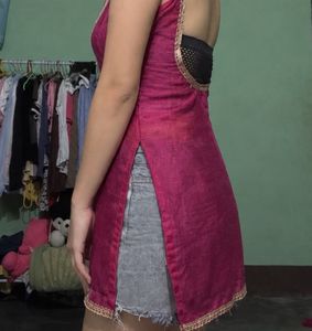Elegant Pink Ethnic Gown with Lace Trim