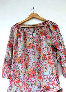Beautiful Paisley Print Kurta