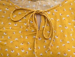 Women's Yellow Floral Tie-Neck Boxy top