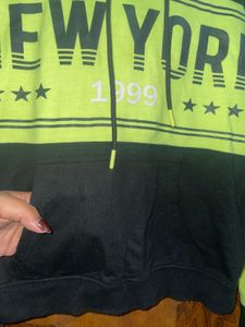 STUDIOFIT New York Graphic Hoodie L