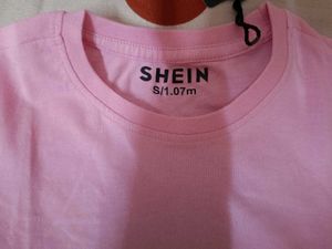 SHEIN Pink Heart Graphic Tee