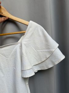 H&amp;M Flutter Sleeve Square Neck Top