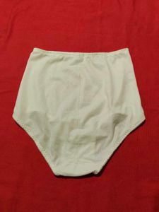 High-Waisted Shaping Brief – Cream – Size L