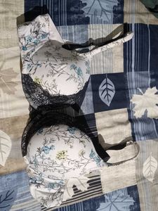 Floral Print Bra with Lace Trim