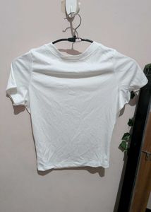 Basic White Cropped T-Shirt