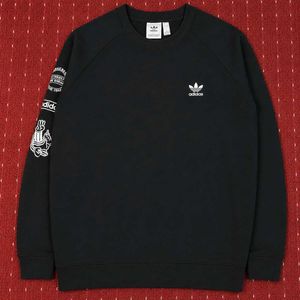Adidas Graphic Print Sweatshirt Retail price 35k