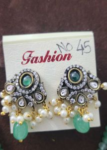 Green Beads Necklace Set