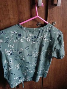 Cute Green Floral Crop Top