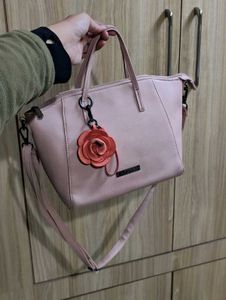 🚨SALE🚨Caprese Peach-Coloured Solid Handheld Bag