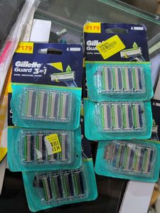 Gillette Guard 3in1 Refills - 4 razor set of 6