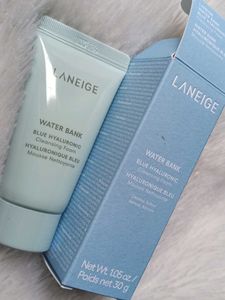 Laneige Water Bank  Hyaluronic Cleansing Foam ♥️💕