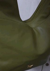 Baggit Stylish Olive Green hobo Handbag