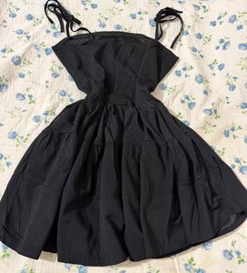 Chic Black Tiered Mini Dress