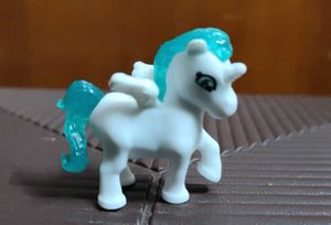 3 kinderjoy unicorn series toys