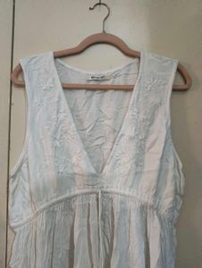 Embroidered White Sleeveless Top