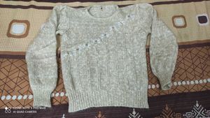 Cream Sweatshirt For Woman And Girl's 🥰🥰