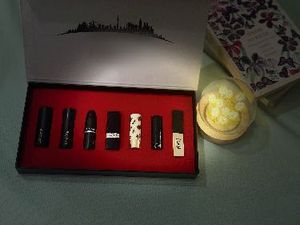 Assorted Lipstick Set- The 7 wonders