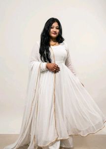 Elegant White Anarkali Suit with Dupatta
