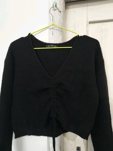 (SELL TILL THURSDAY) Rucched Black Top For Winters