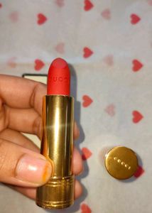 Gucci Rouge a Levres Matte Lipstick 500