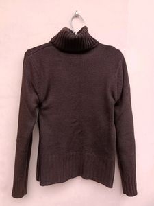 Brown turtleneck sweater