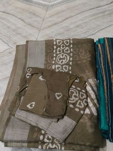 combi Stylish Batik Print Saree with Blouse