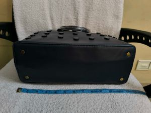 Slingbag (New With Tag)