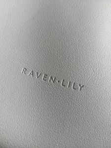 Raven + Lily × American Airlines Premium Travel Am