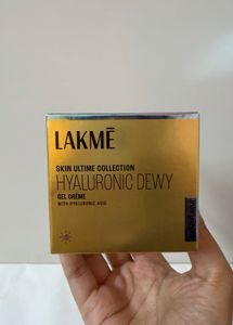 Lakme Hyaluronic Dewy Gel Creme